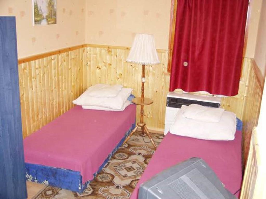 Villa Fenyves Nyaralo Hajdúszoboszló Zimmer foto
